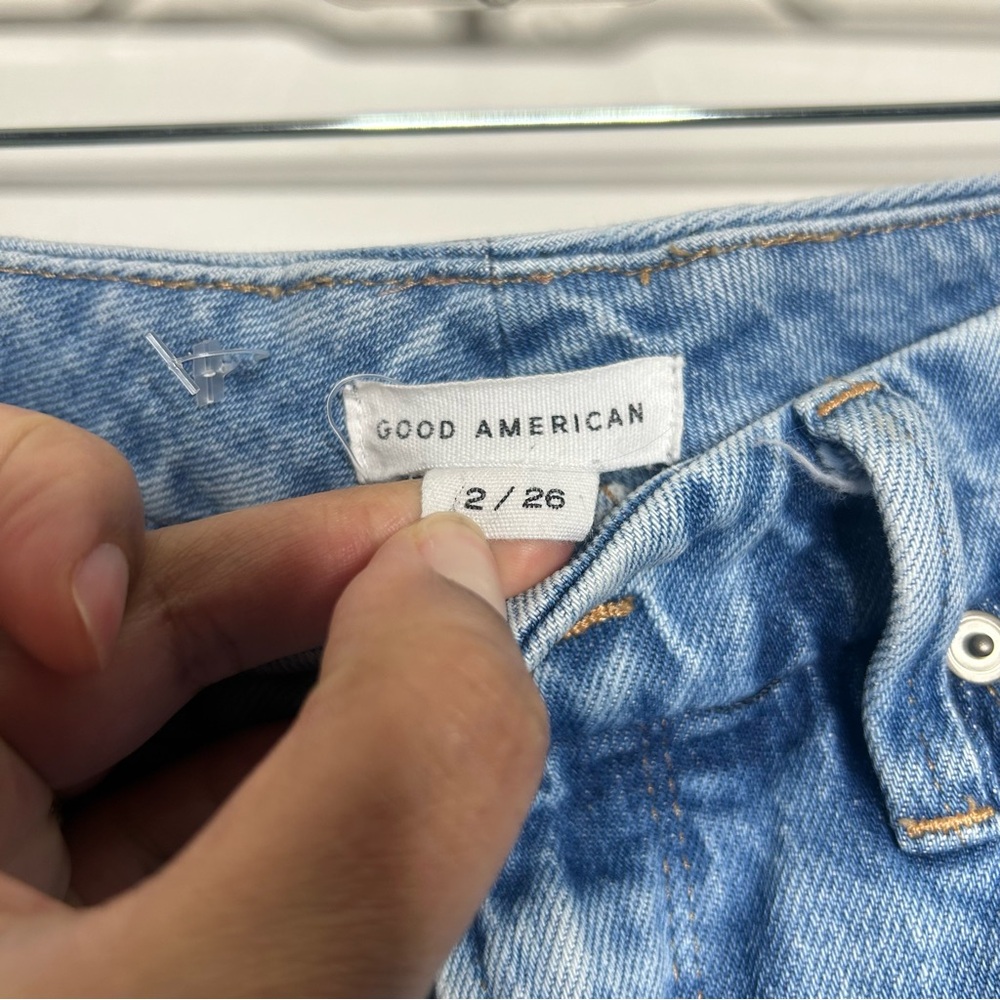 Good American Light Blue Straight Leg Jeans - Picture 4 of 9